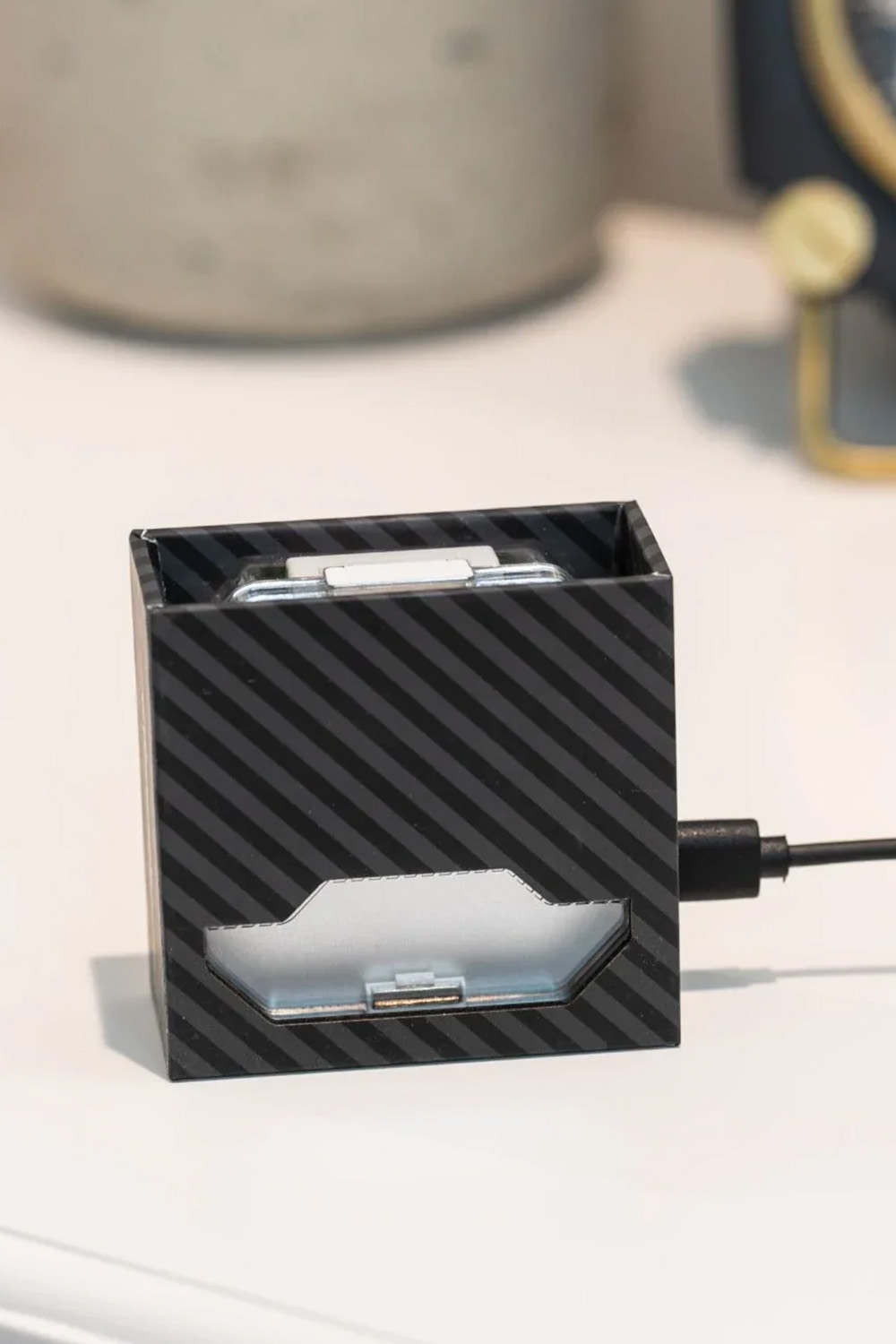 Transparent Earbuds - Image 3